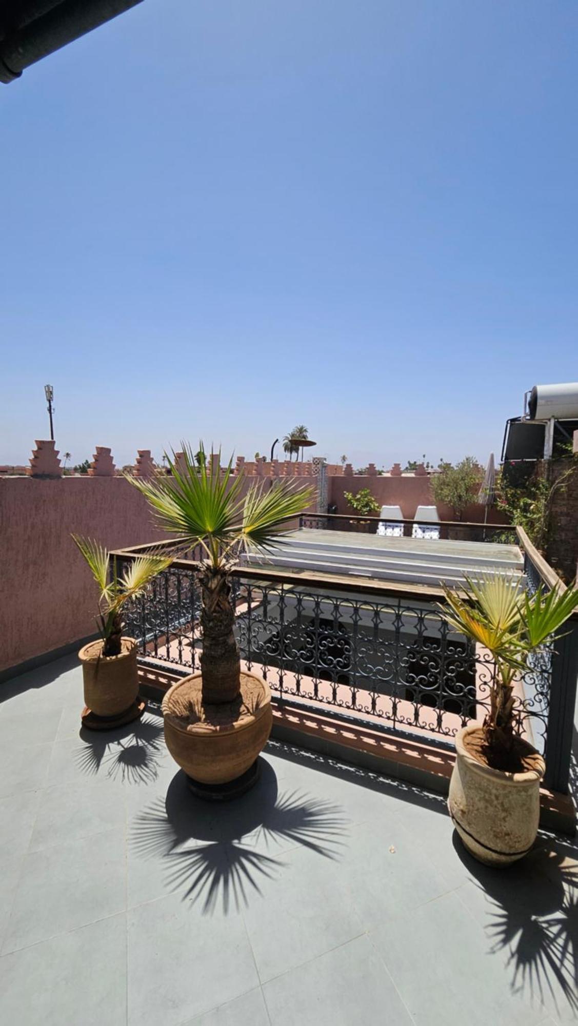 Riad Melilo Avec Piscine Chauffee Marrakesh Bagian luar foto