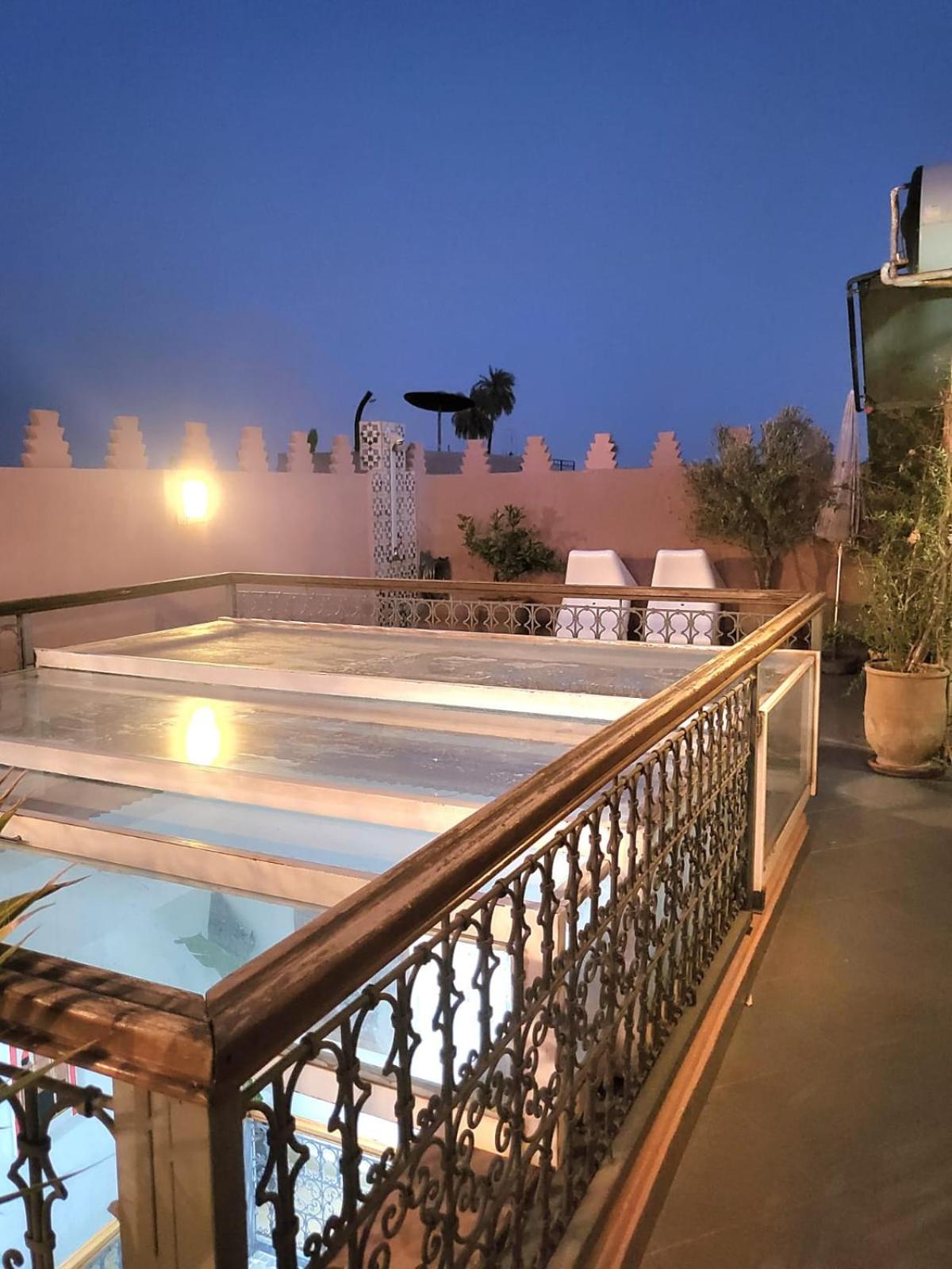 Riad Melilo Avec Piscine Chauffee Marrakesh Bagian luar foto