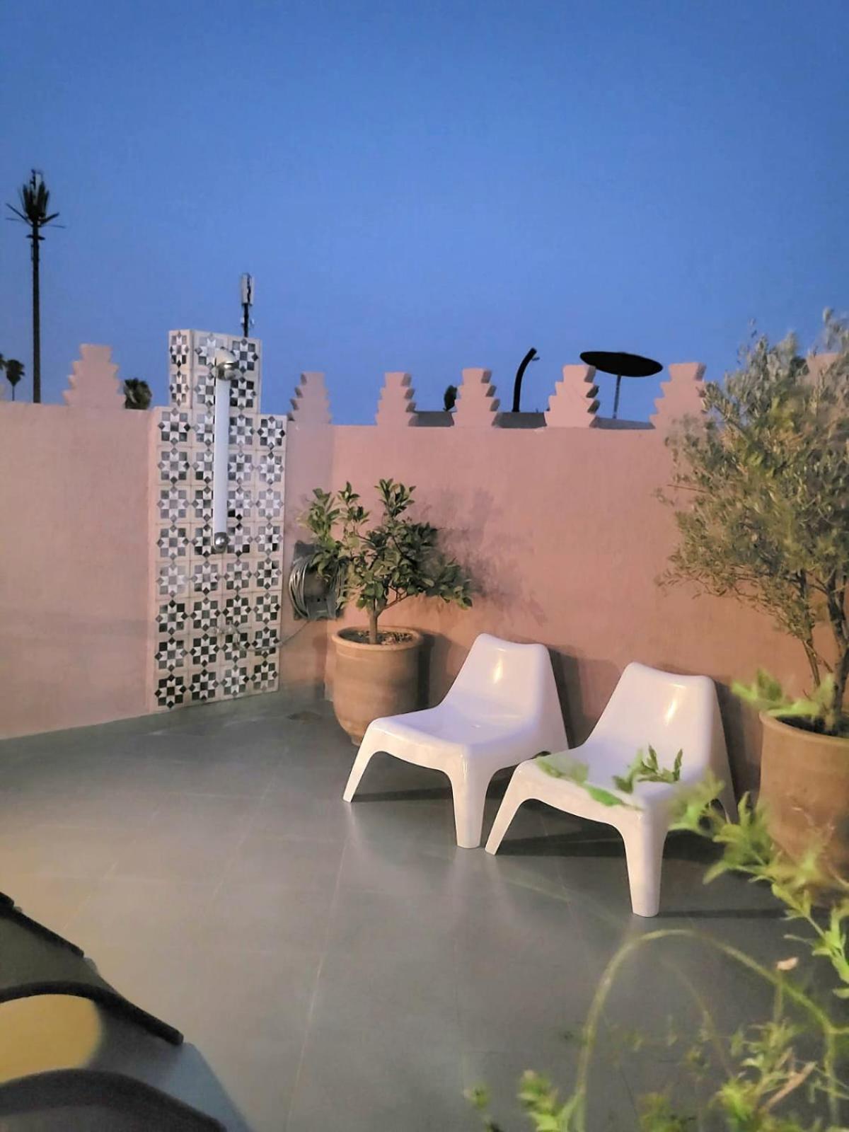 Riad Melilo Avec Piscine Chauffee Marrakesh Bagian luar foto