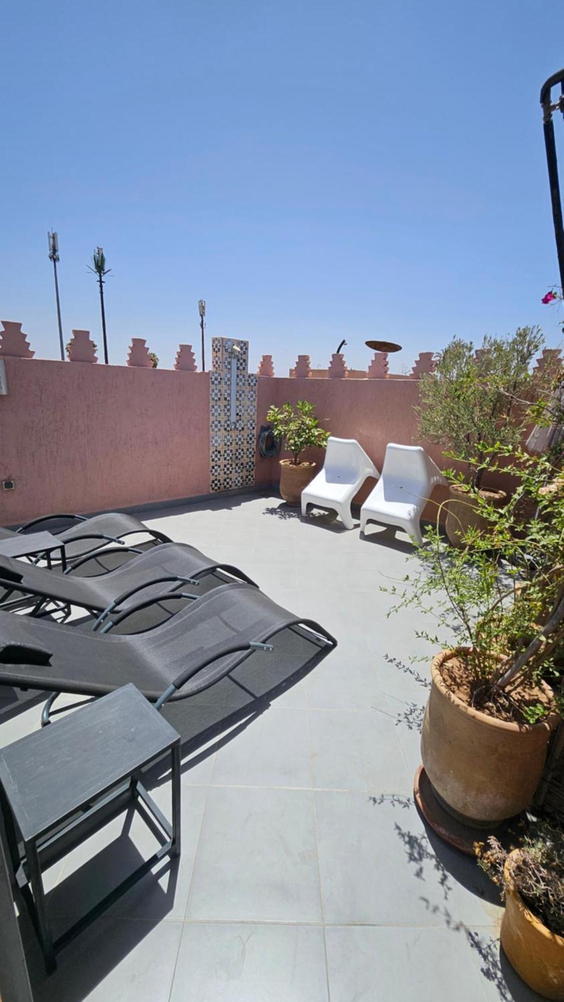 Riad Melilo Avec Piscine Chauffee Marrakesh Bagian luar foto