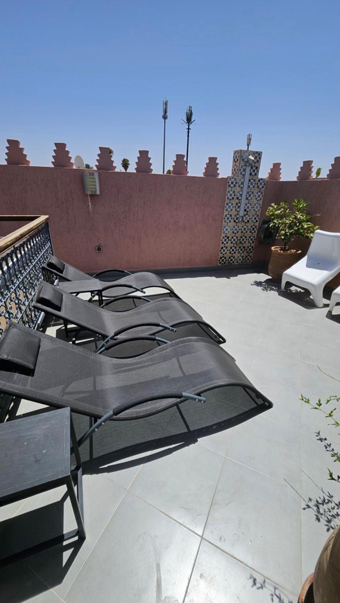 Riad Melilo Avec Piscine Chauffee Marrakesh Bagian luar foto