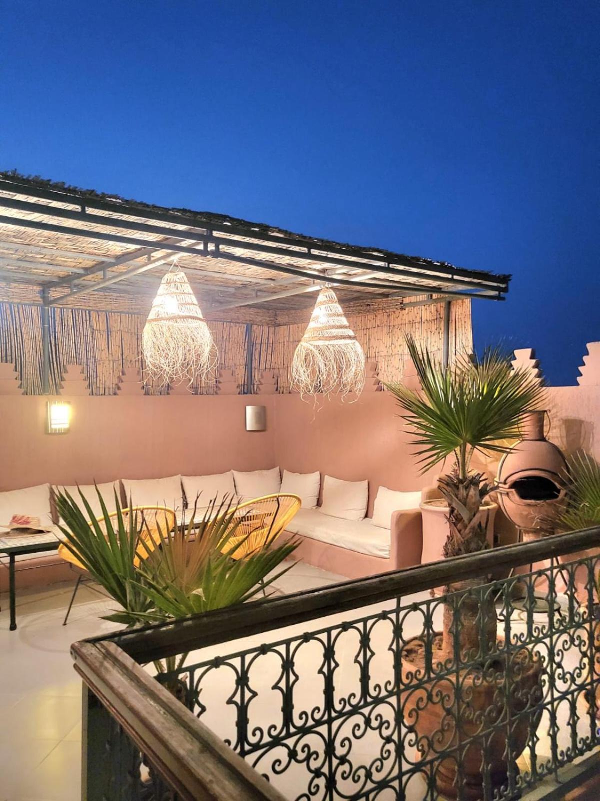 Riad Melilo Avec Piscine Chauffee Marrakesh Bagian luar foto