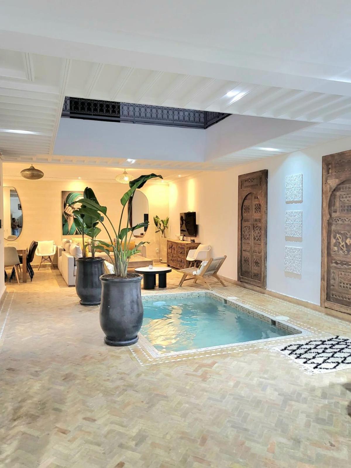 Riad Melilo Avec Piscine Chauffee Marrakesh Bagian luar foto