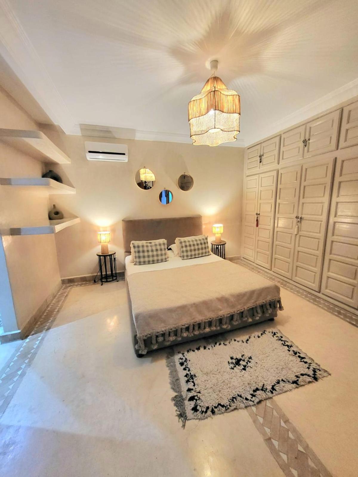 Riad Melilo Avec Piscine Chauffee Marrakesh Bagian luar foto